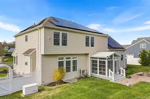 17 Country View Ln, Greenlawn, NY 11740 - Photo 30
