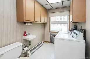 77-46 79th Pl, Glendale, NY 11385 - Photo 18