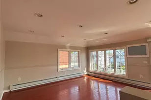 120-32 201st St, Saint Albans, NY 11412 - Photo 2