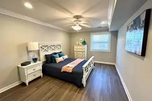 44 Mainsail Dr, Patchogue, NY 11772 - Photo 8