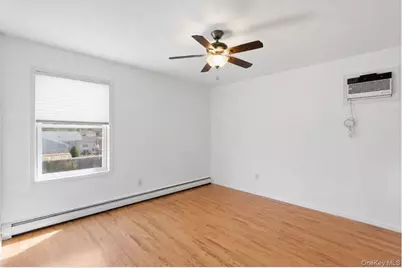 1433 Manatuck Boulevard, Bay Shore, NY 11706 - Photo 14