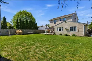 1433 Manatuck Blvd, Bay Shore, NY 11706 - Photo 26