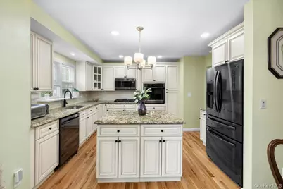 1 Bristol Court, New City, NY 10956 - Photo 12