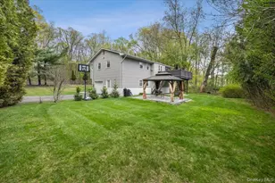 1 Bristol Ct, New City, NY 10956 - Photo 2