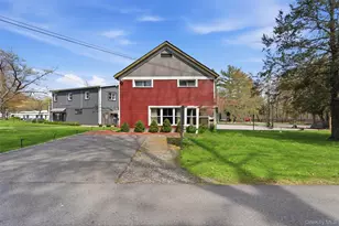 4 Lower Trinity Pass Rd, Pound Ridge, NY 10576 - Photo 2
