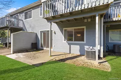 157 Carriage Court #E, Yorktown Heights, NY 10598 - Photo 18