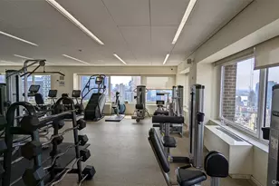 322 W 57 St, New York (Manhattan), NY 10019 - Photo 8