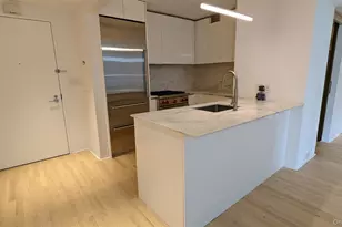 322 W 57 St, New York (Manhattan), NY 10019 - Photo 2
