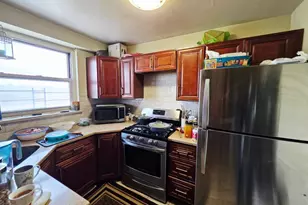 89-00 170th St, Jamaica, NY 11432 - Photo 10