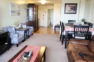 89-00 170th St, Jamaica, NY 11432 - Photo 4