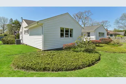 39 Shebar Drive, Islip, NY 11751 - Photo 28