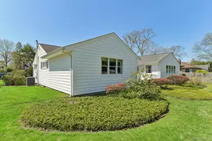 39 Shebar Dr, Islip, NY 11751 - Photo 28
