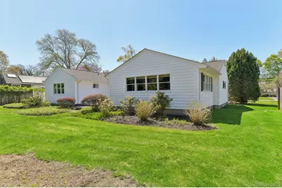 39 Shebar Drive, Islip, NY 11751 - Photo 30