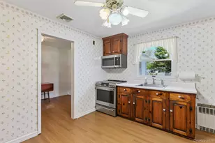 39 Shebar Dr, Islip, NY 11751 - Photo 12