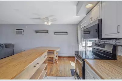 15 Maplewood Drive, Shirley, NY 11967 - Photo 18