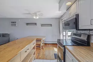 15 Maplewood Dr, Shirley, NY 11967 - Photo 18