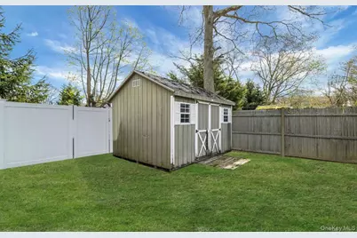 15 Maplewood Drive, Shirley, NY 11967 - Photo 6