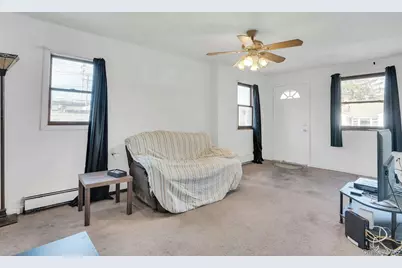 111 S 4th Street, Lindenhurst, NY 11757 - Photo 4