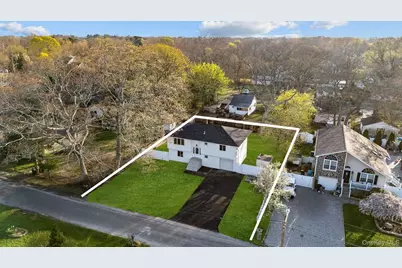 40 Alder Drive, Mastic Beach, NY 11951 - Photo 4