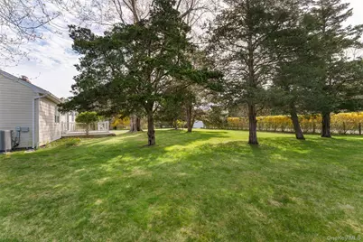 4 Hampton Harbor Lane, Hampton Bays, NY 11946 - Photo 34