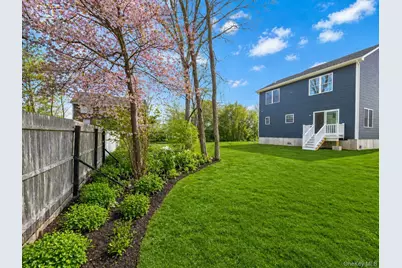 7 Edgewater Drive, Mastic Beach, NY 11951 - Photo 6