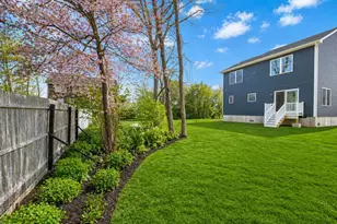 7 Edgewater Dr, Mastic Beach, NY 11951 - Photo 6