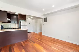 71-19 162nd St, Fresh Meadows, NY 11365 - Photo 4