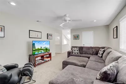 24 Allyson Place, East Setauket, NY 11733 - Photo 22
