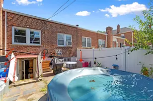29-04 164th St, Whitestone, NY 11358 - Photo 16
