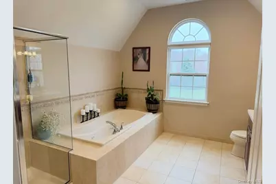 39 Sherwood Drive, Shoreham, NY 11786 - Photo 22