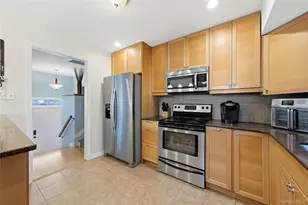 189 Marilynn St, East Islip, NY 11730 - Photo 16