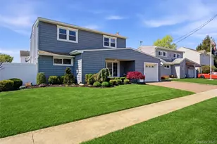 120 Franklin Pl, Massapequa, NY 11758 - Photo 2