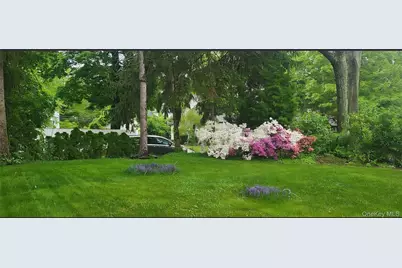 257 Schenck Avenue, Great Neck, NY 11021 - Photo 6