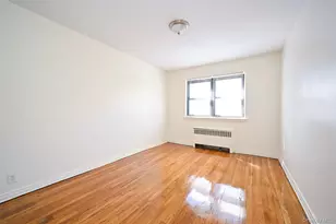 160-02 Booth Memorial Ave, Flushing, NY 11365 - Photo 14