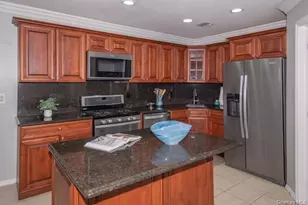 30 Neal, Setauket, NY 11733 - Photo 2