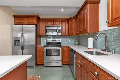 2 Richmond Road #1I, Long Beach, NY 11561 - Photo 6