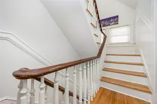 76 Washington Ave, Brentwood, NY 11717 - Photo 16