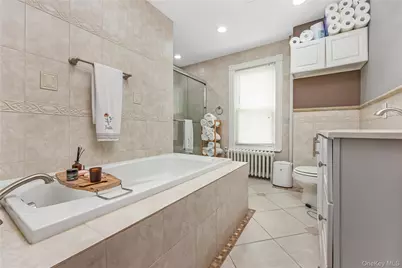 76 Washington Avenue, Brentwood, NY 11717 - Photo 14