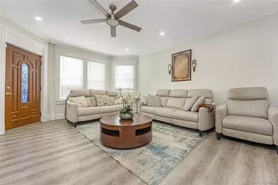 76 Washington Avenue, Brentwood, NY 11717 - Photo 10