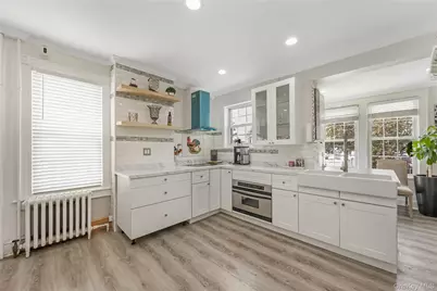 76 Washington Avenue, Brentwood, NY 11717 - Photo 8