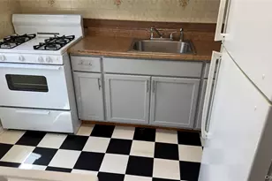 74-42 260th St, Glen Oaks, NY 11004 - Photo 4
