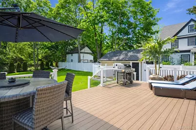 619 Bailey Avenue, Greenport, NY 11944 - Photo 18