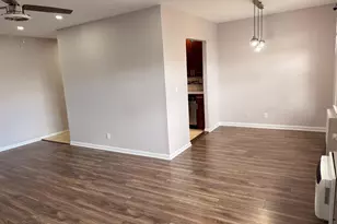 25 Trinity Pl, New Rochelle, NY 10805 - Photo 2