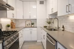 152-18 Union Tpke, Flushing, NY 11367 - Photo 4