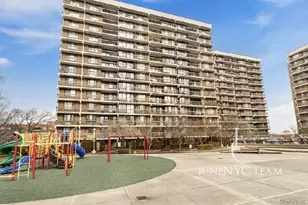 152-18 Union Tpke, Flushing, NY 11367 - Photo 1