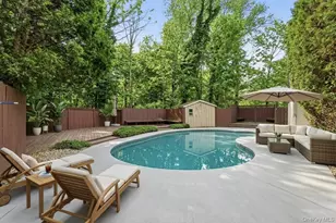 35 Mayer Dr, Suffern, NY 10901 - Photo 30