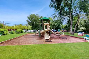 100 Diplomat Dr, Mount Kisco, NY 10549 - Photo 32