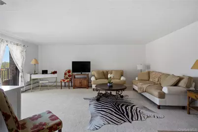 100 Diplomat Drive #7J, Mount Kisco, NY 10549 - Photo 10