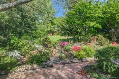 194 Huntington Bay Road, Huntington, NY 11743 - Photo 50
