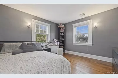 66 Primrose Avenue, Floral Park, NY 11001 - Photo 20